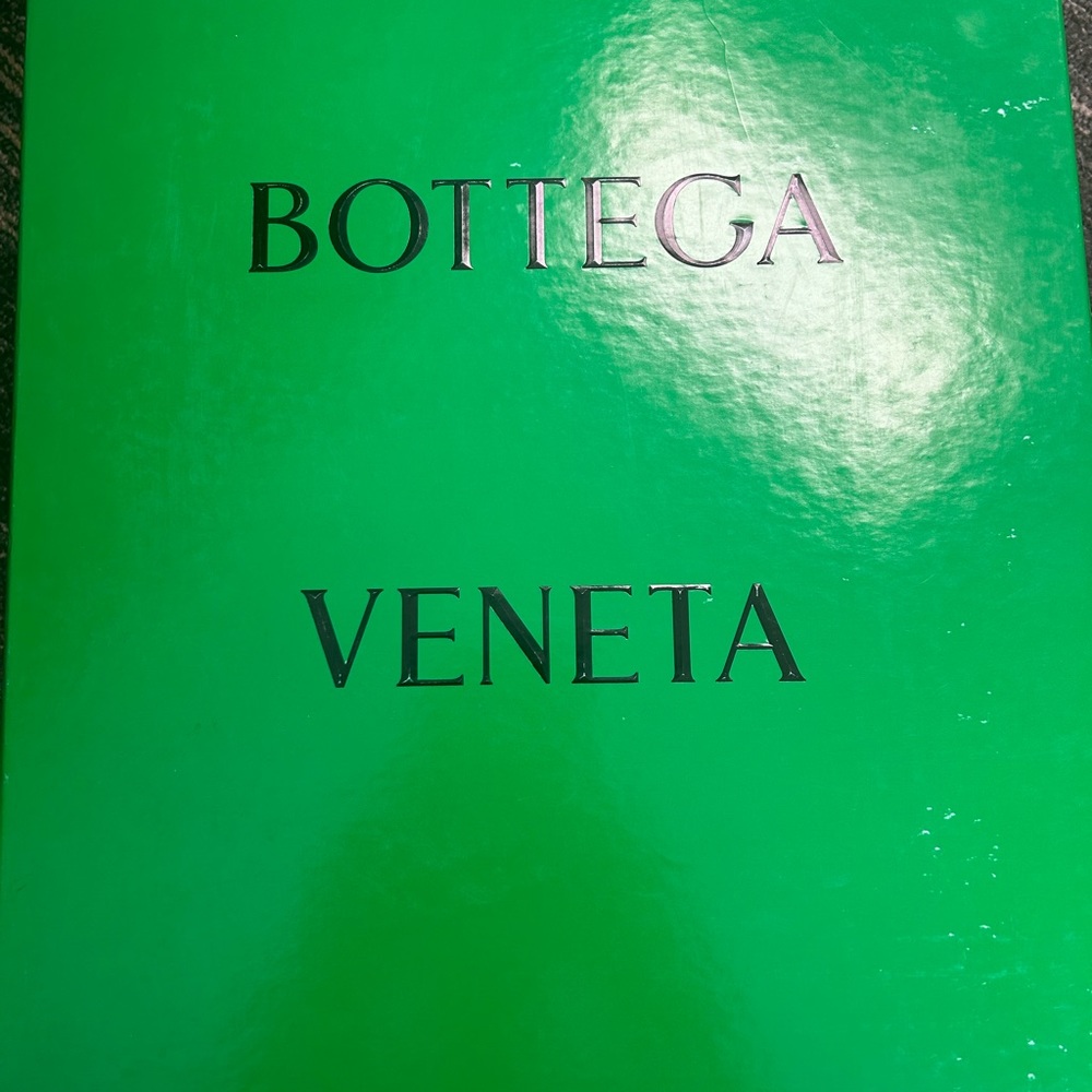 Bottega Veneta Tire Ankle Chelsea boot